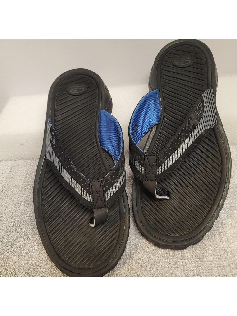 Champion C9 black and blue thong sandals with a textured footbed men's size 9/10